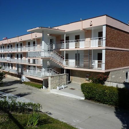 Hotel Zarya Goldstrand Exterior foto