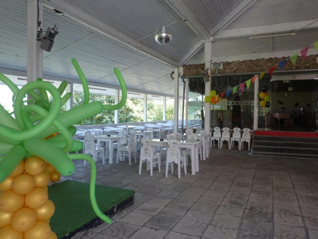 Hotel Zarya Goldstrand Exterior foto