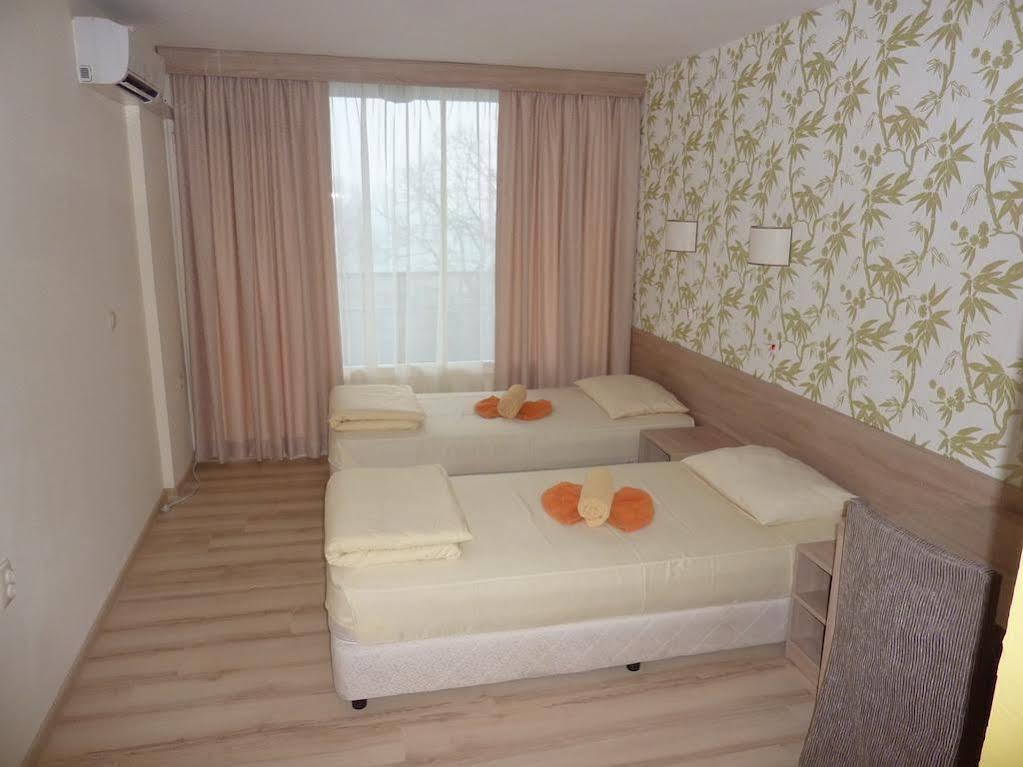 Hotel Zarya Goldstrand Exterior foto