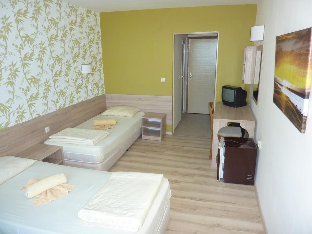Hotel Zarya Goldstrand Exterior foto