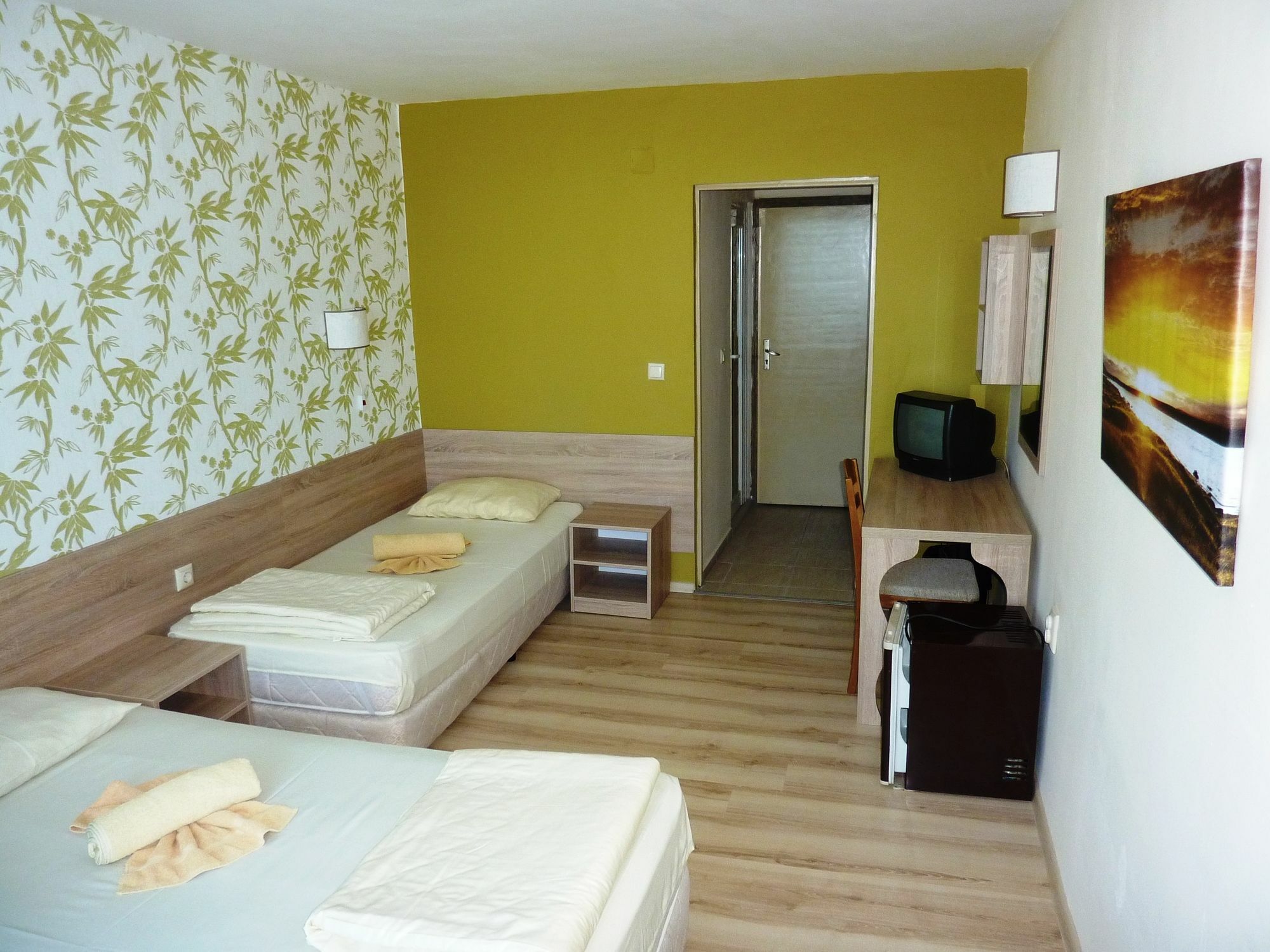 Hotel Zarya Goldstrand Exterior foto